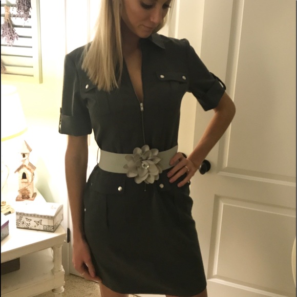 Dresses & Skirts - Sale!!Slim Fit Button Down Dress